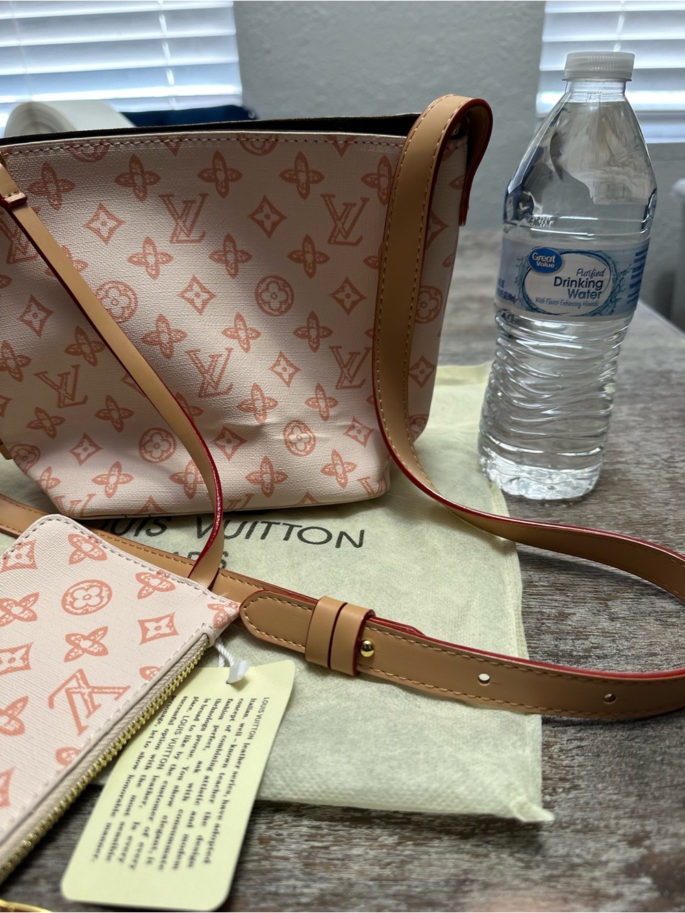 Shoulder Bag in Peach Pink with Matching Pouch - Picture 10 of 11